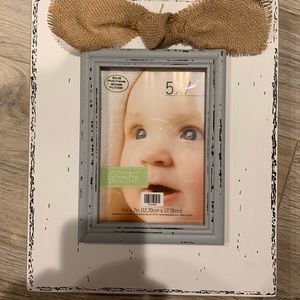 Picture frames. Sold as a bundle